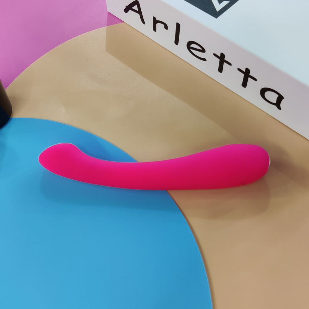 S-HANDE Small Purple Female Couple  Wand Massager Vibrator Mini Pussy g Spot Clitoris Vibrator Sex Toy Women